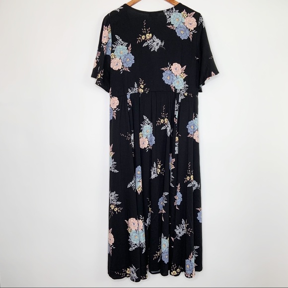 NWT Torrid Black Floral Flutter Midi Dress Size 2X - Picture 11 of 12